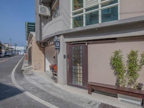 Отель Q House Nantou Экстерьер фото