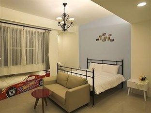 Отель Q House Nantou Экстерьер фото